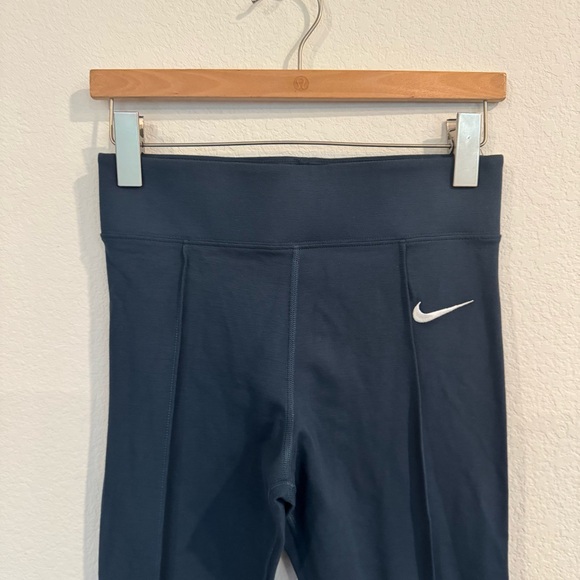Nike Sportswear Everyday Essentials Leggings Size Small - Picture 5 of 7